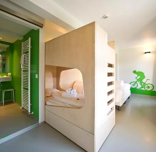 Adventure Valley Sporthouse Hotel